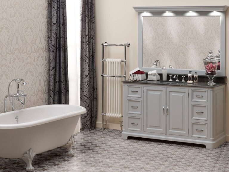 showroom aqua prestige met meubelkast en bad